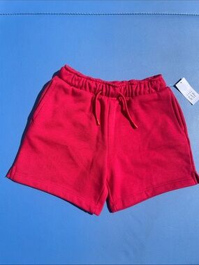 🍀Sale 4/$20 NWT Baby Gap sweat short, sz 5T